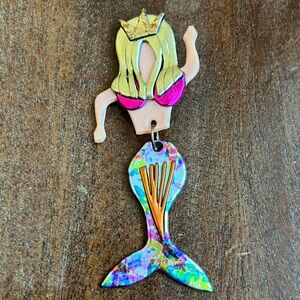 Oscar of New Orleans mermaid pin